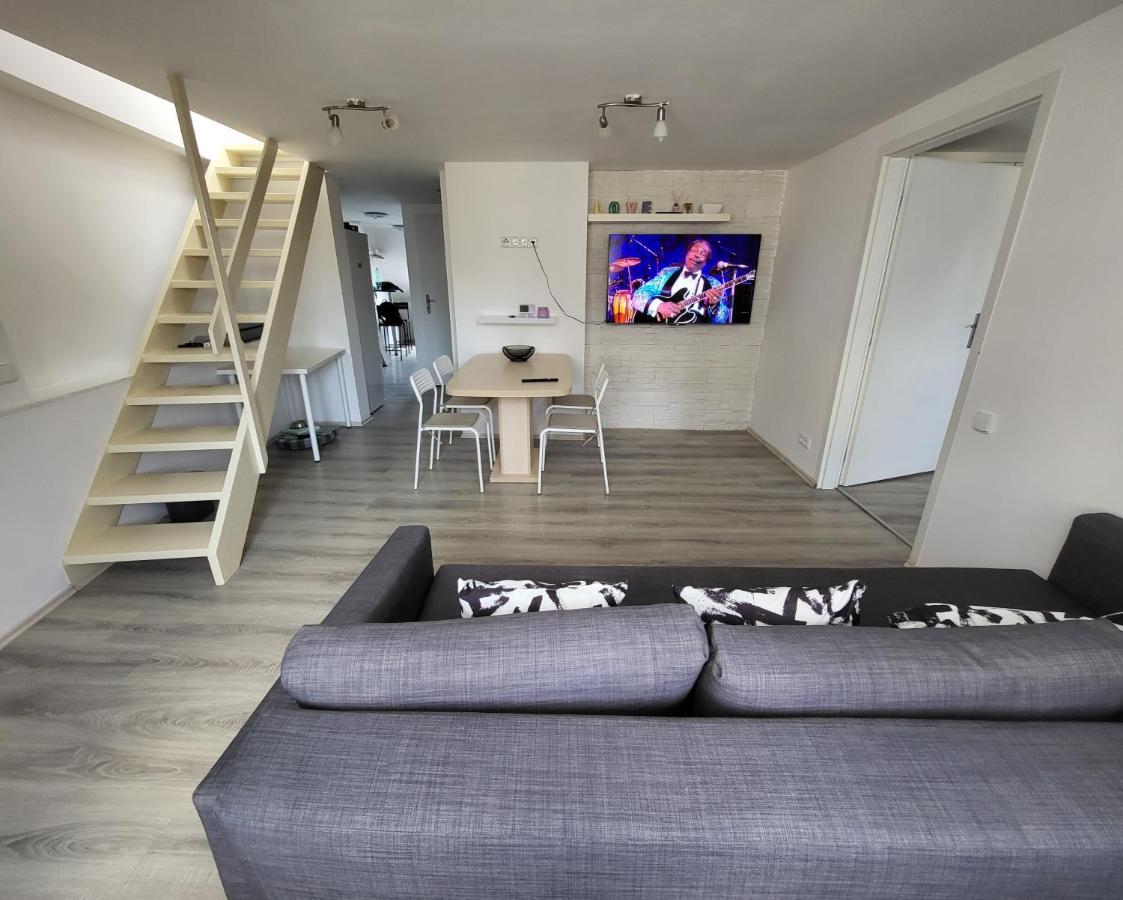 קרלובי וארי Excellent Apartments Central 3 Min Walk From The Colonnade מראה חיצוני תמונה